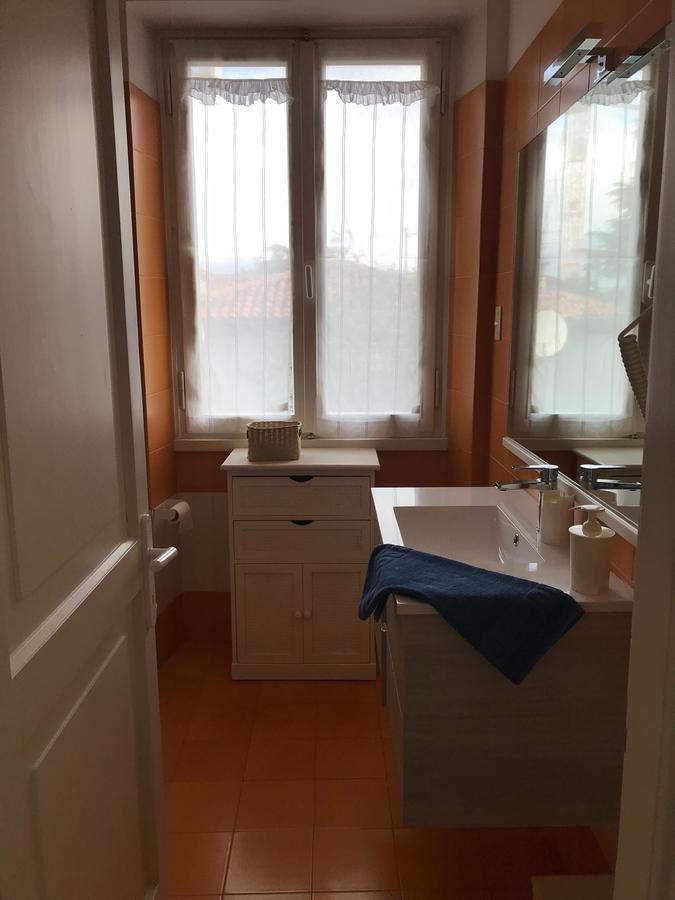 Residenza Le Logge Aparthotel Torri Del Benaco Exteriör bild