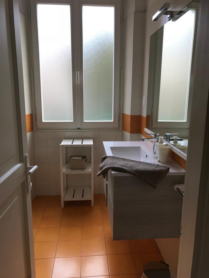 Residenza Le Logge Aparthotel Torri Del Benaco Exteriör bild