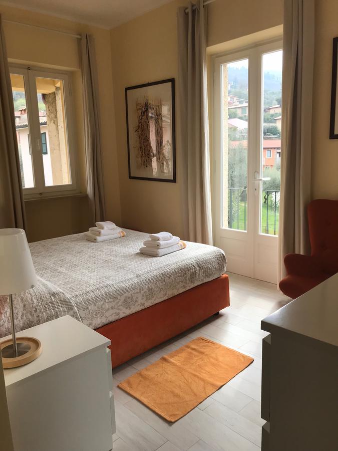 Residenza Le Logge Aparthotel Torri Del Benaco Exteriör bild
